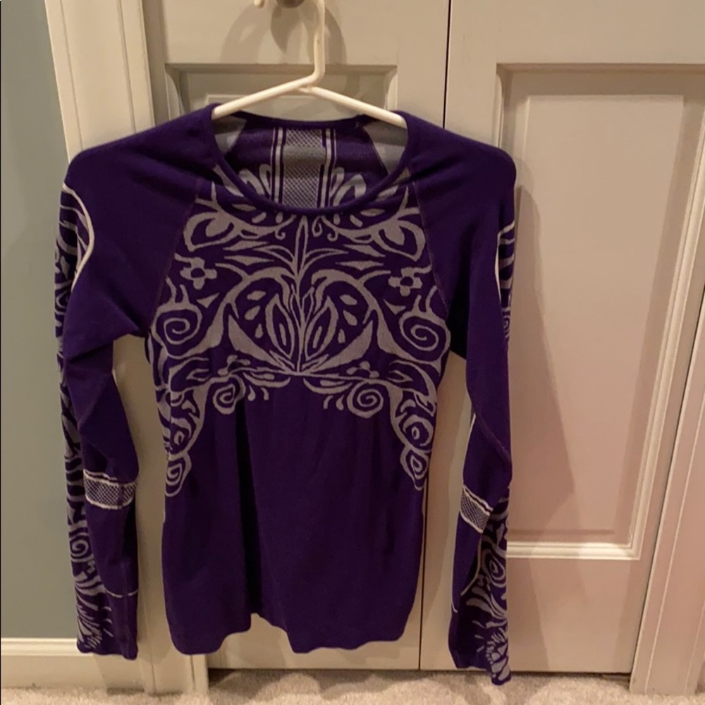 Athleta long sleeve